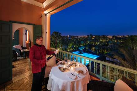 Balcon avec vue de nuit La Mamounia Hébergements Hotel de luxe 5 étoiles Marrakech, Maroc